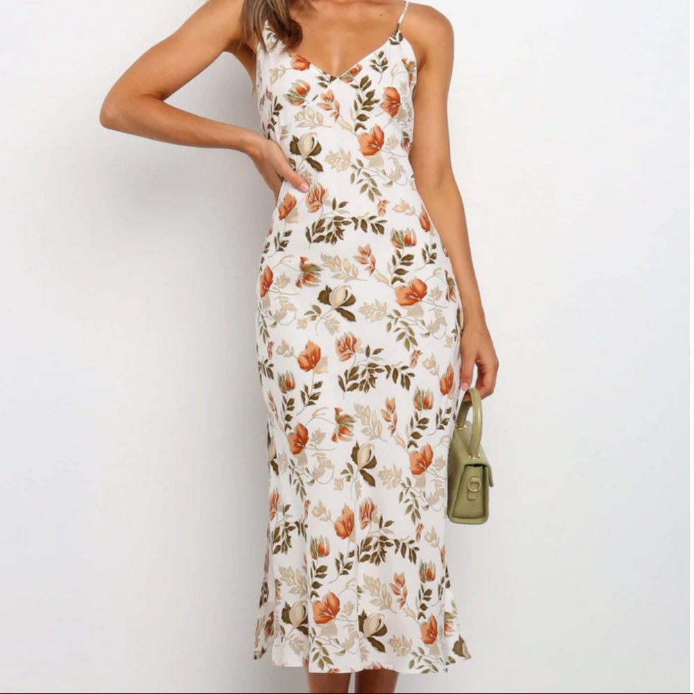 NWT Petal + Pup Kamili dress